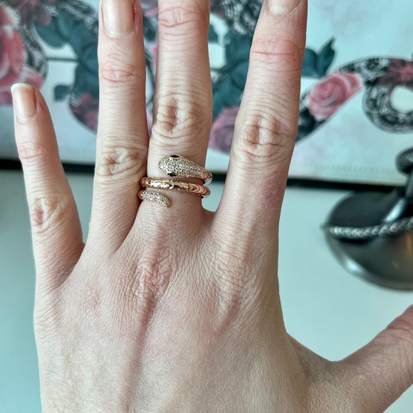 Crystal Micro-Inlaid Spiral Adjustable Rose Gold Snake Ring - Picture 5 of 12